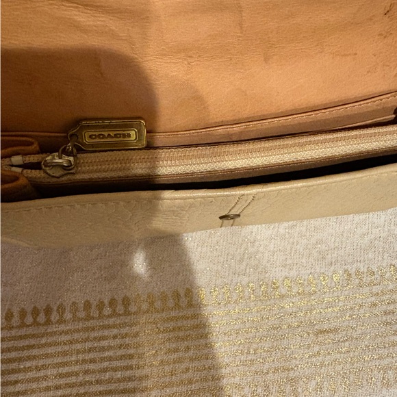 Vintage Coach Wallet - Picture 5 of 6